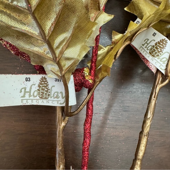 Holiday Elegance Christmas Glitter Holly Leaves Artificial Red and Gold NWT - Picture 6 of 7